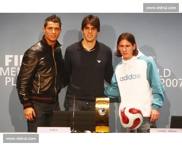 巅峰对决时代回响卡卡与梅西谁定义了足球荣耀金球之争与风格传承